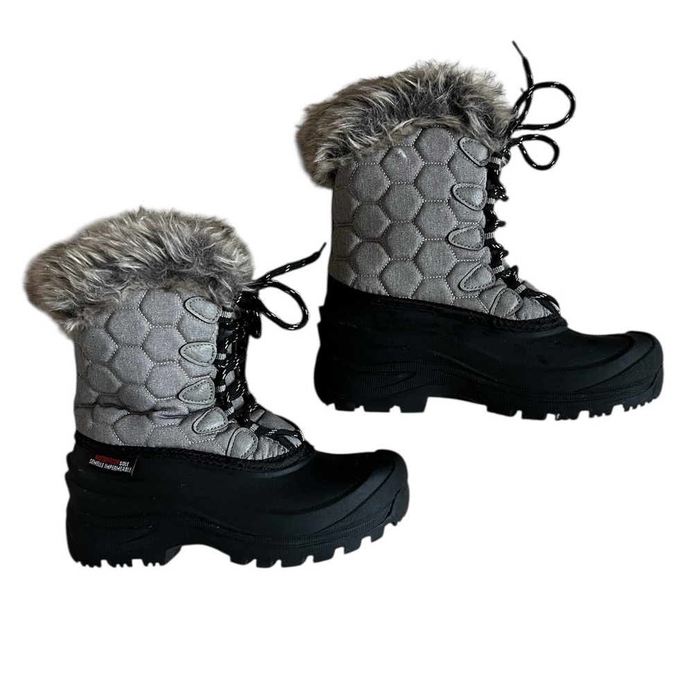 Ice Fields Puff Winter Boots Gray and‎ Black Women's Size 6 Quilted